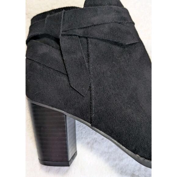 ZBY Womens Black Faux Suede Zip Ankle Boots Size 7.5 - Picture 5 of 9